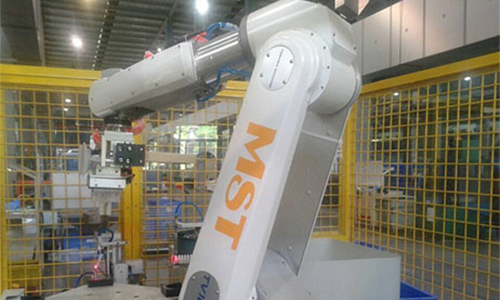 美斯圖機器人在打磨行業(yè)中的應(yīng)用 